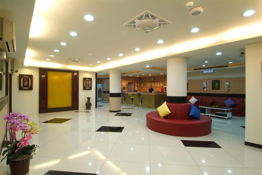 לונגטן Puti Commercial Hotel מראה חיצוני תמונה