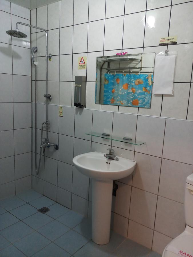 לונגטן Puti Commercial Hotel מראה חיצוני תמונה
