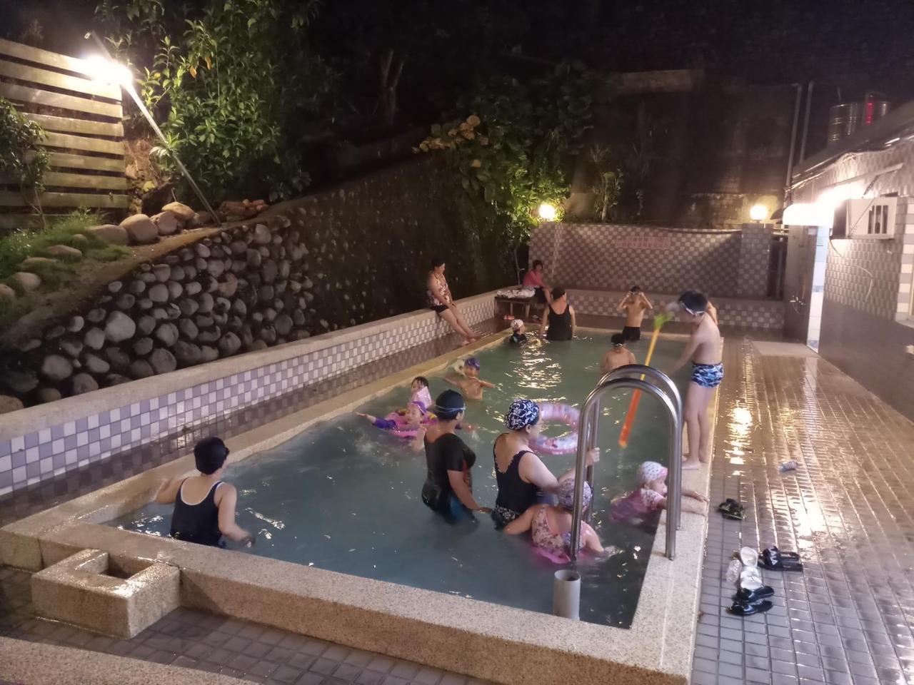 לונגטן Puti Commercial Hotel מראה חיצוני תמונה